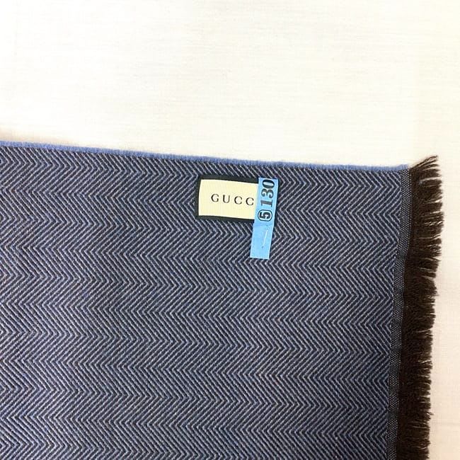 Gucci Shawl Navy Brown Hysteria — view 6