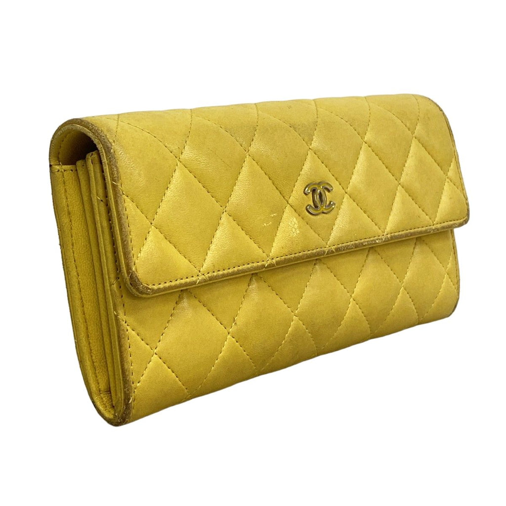 Chanel Wallet Quilted Lambskin Yellow Silver — view 2
