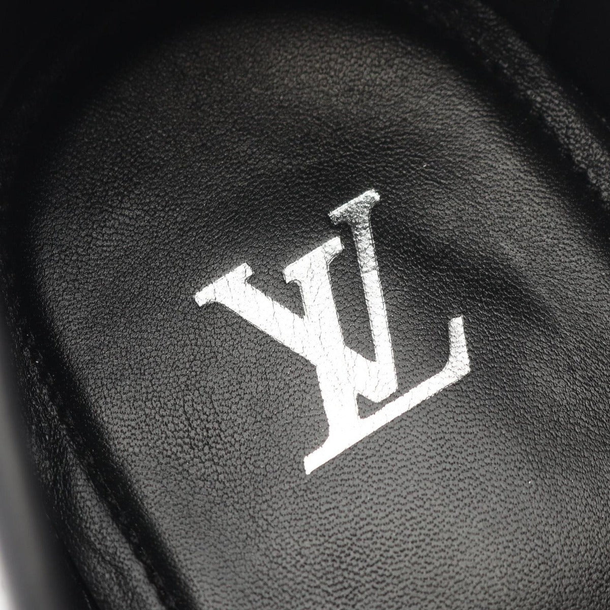 Louis Vuitton Loafers Line Leather — view 5