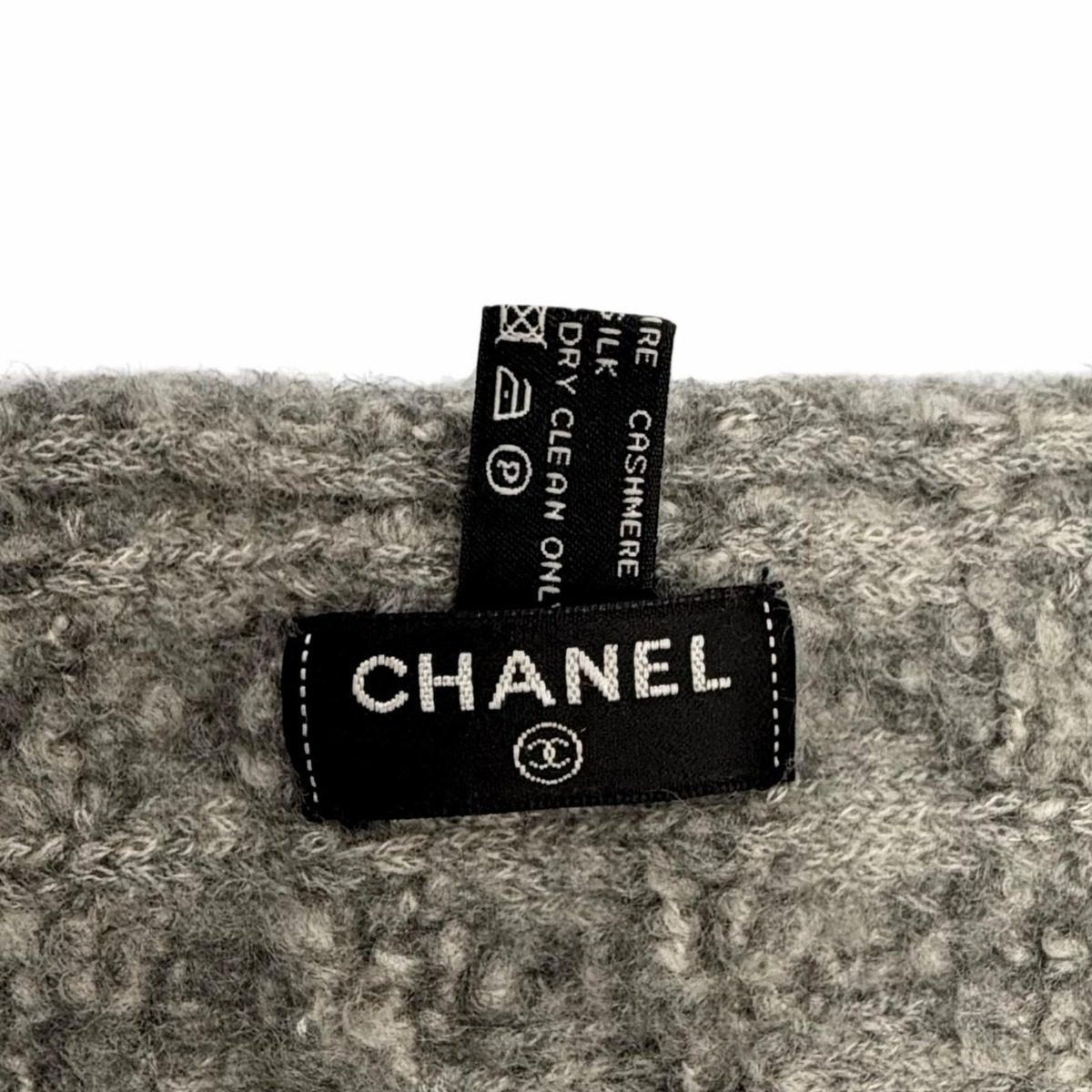 Chanel Cashmere Silk CC Logo Decorated Scarf Shawl Gray Recommended — view 6