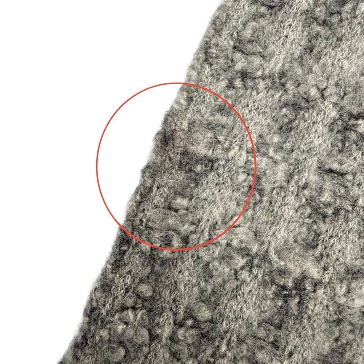 Chanel Cashmere Silk CC Logo Decorated Scarf Shawl Gray Recommended — view 9