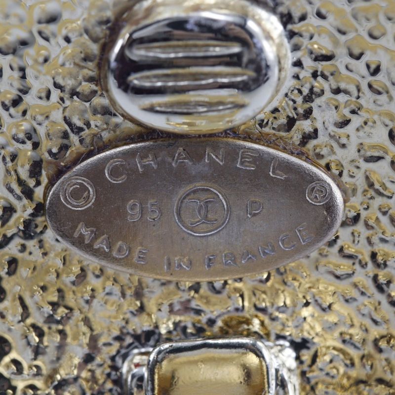 Chanel Coco Mark Vintage Gold Plated 95 P 25.5 g Earrings — view 6