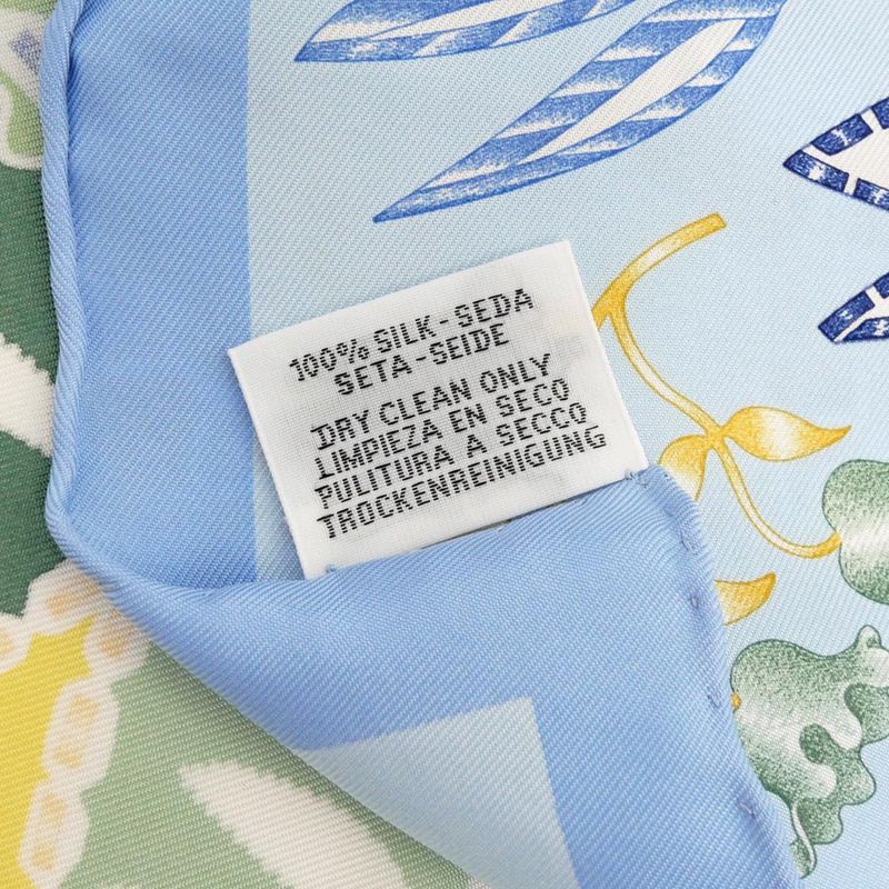 Hermes Carre 45 Scarf en Attendant Ulysse Silk Light Blue Bandana — view 9