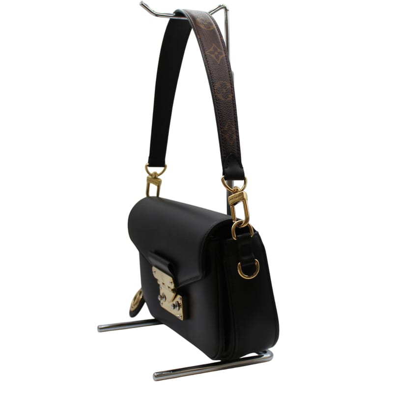 Louis Vuitton Swing Shoulder Bag — view 5