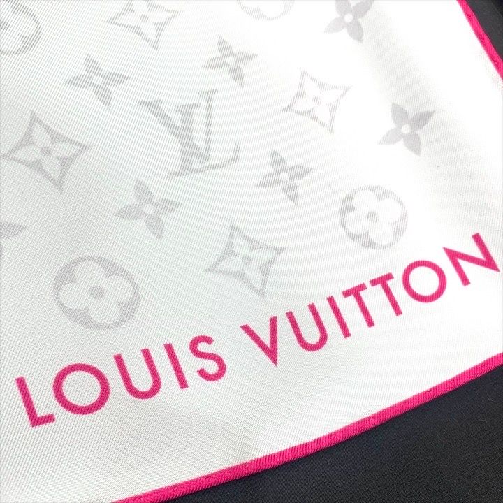Louis Vuitton Takashi Murakami Collaboration Lvlogo Super Flat Blanc Carre 90 — view 8