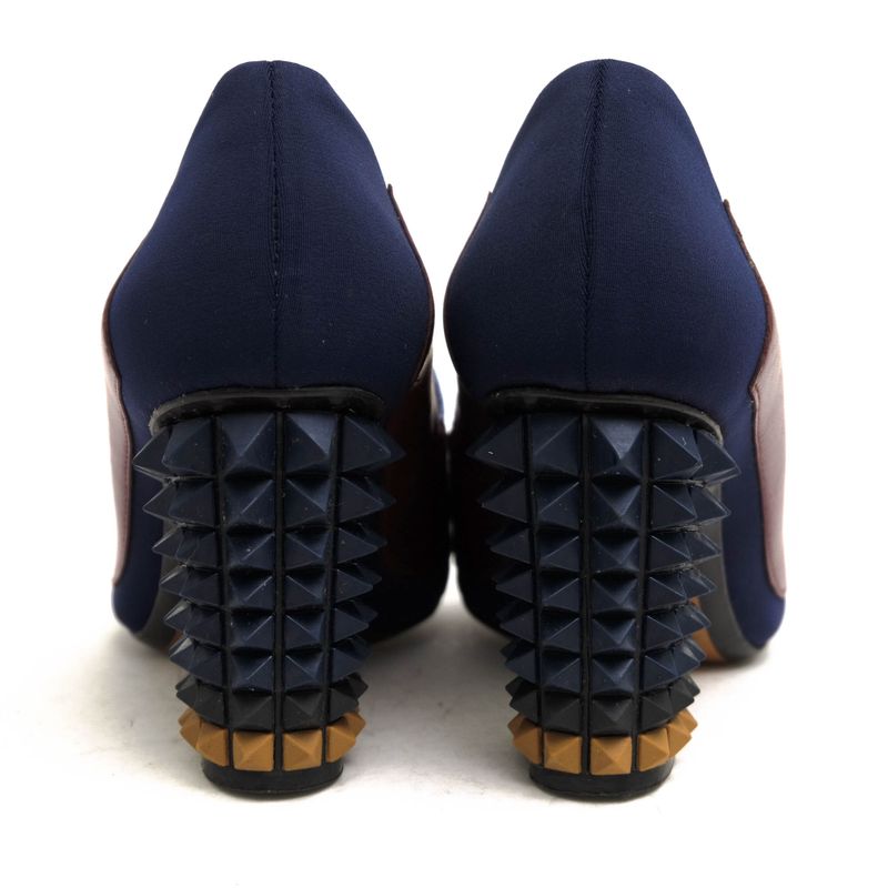 Fendi Pumps Shoes Women Leather Navy Blue High Heels Bicolor Studded — view 4
