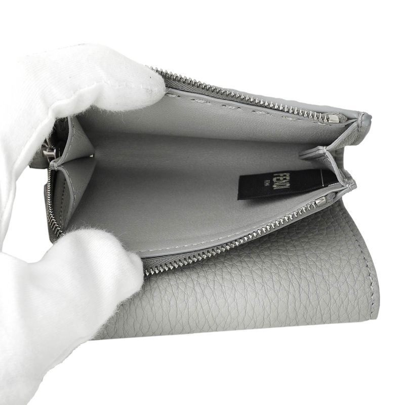 Fendi Trifold Wallet Beekaboo Gray — view 7