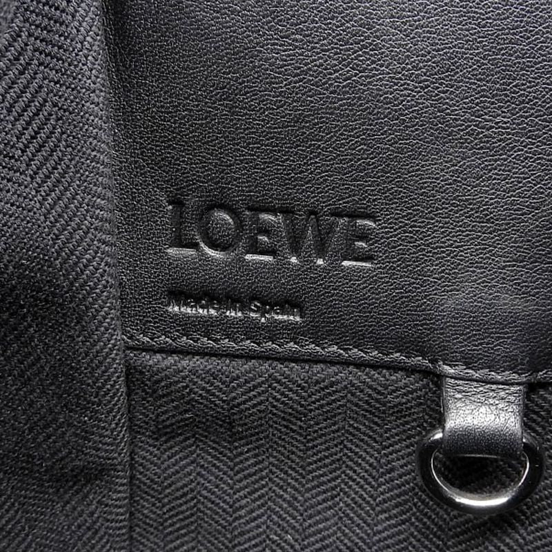 Loewe Hammock 2-Way Shoulder Bag — view 8