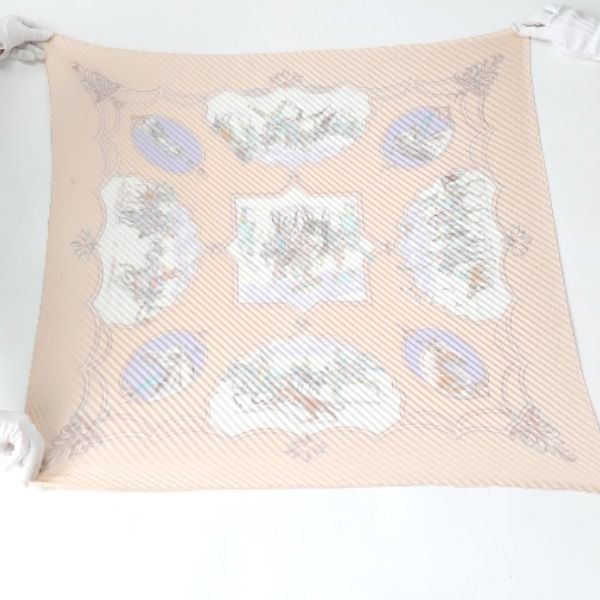 Hermes Pleated Carre Scarf Mughal Dynasty Horse Pink Beige — view 5