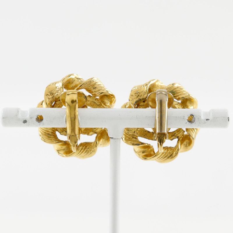 Chanel Round Coco Mark Vintage Gold Plated 2239 9.7 g Earrings — view 4