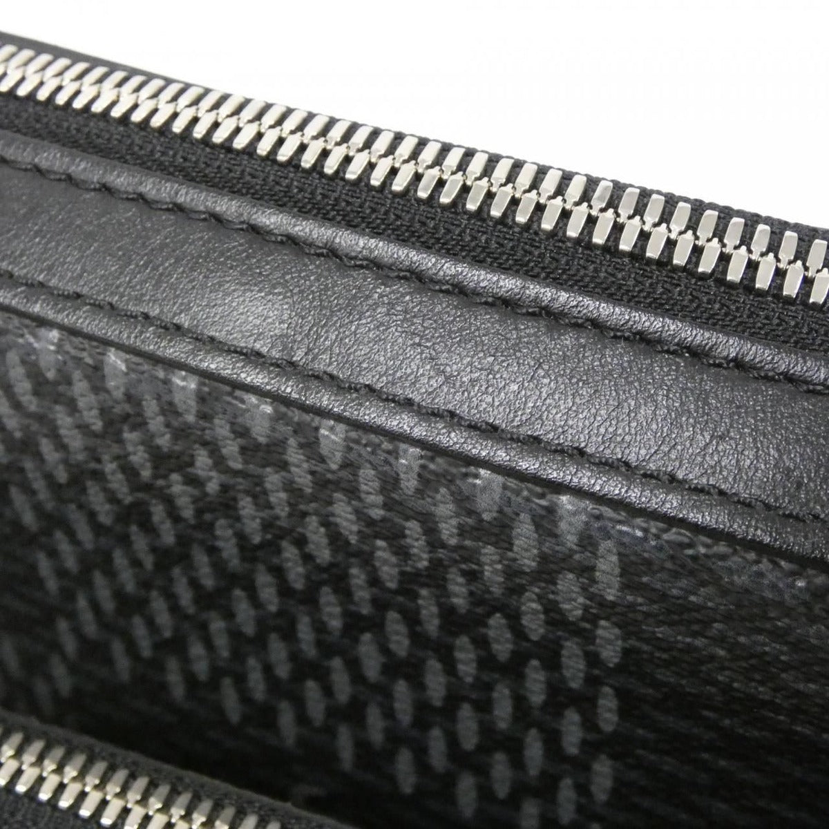 Louis Vuitton Damier Graphite Trio Shoulder Bag — view 4