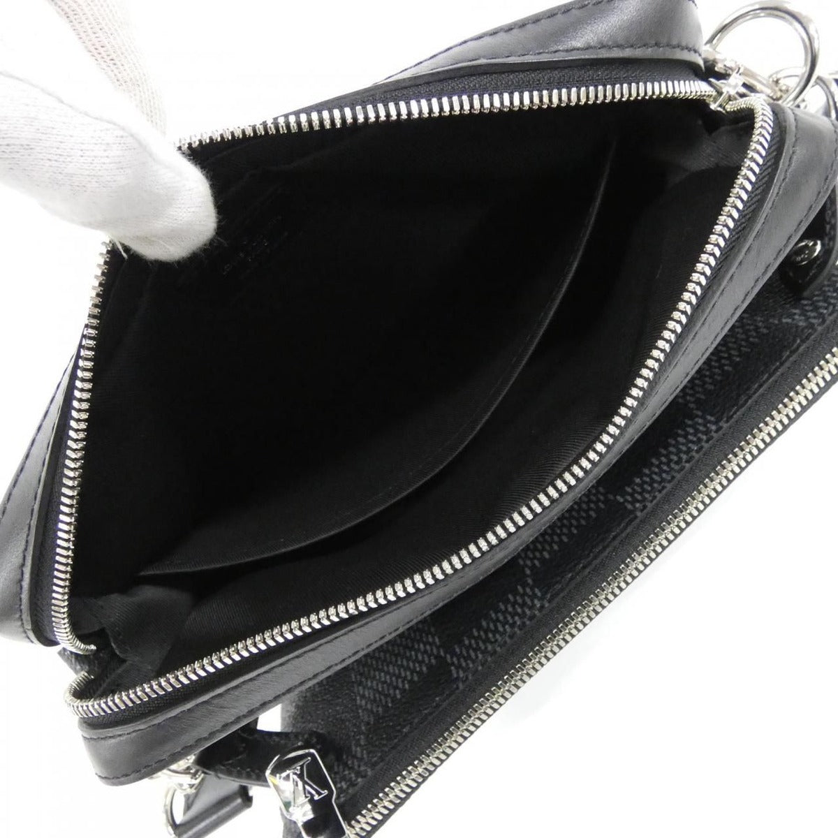 Louis Vuitton Damier Graphite Trio Shoulder Bag — view 8