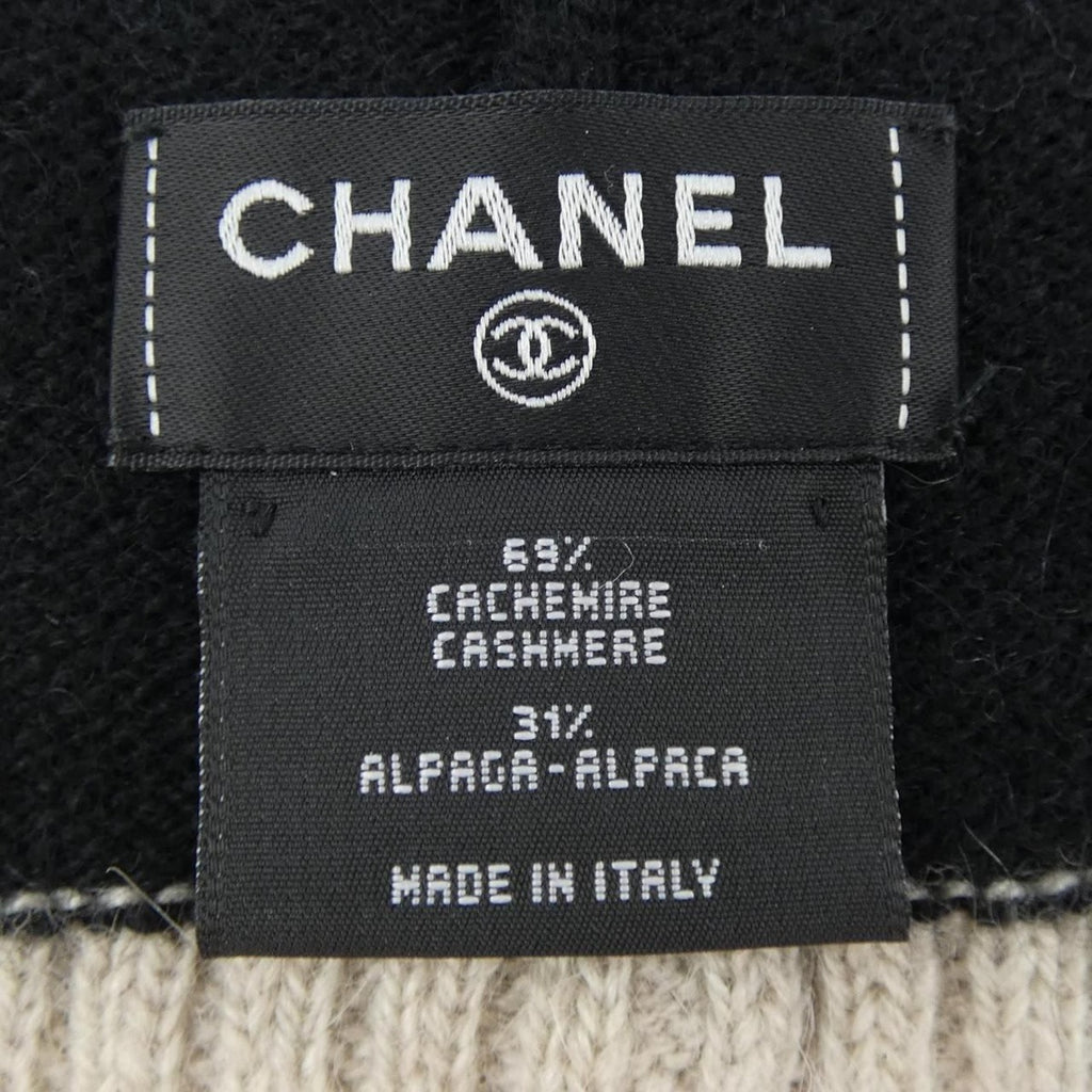 Chanel Knit Cap Cashmere Black Beige — view 3