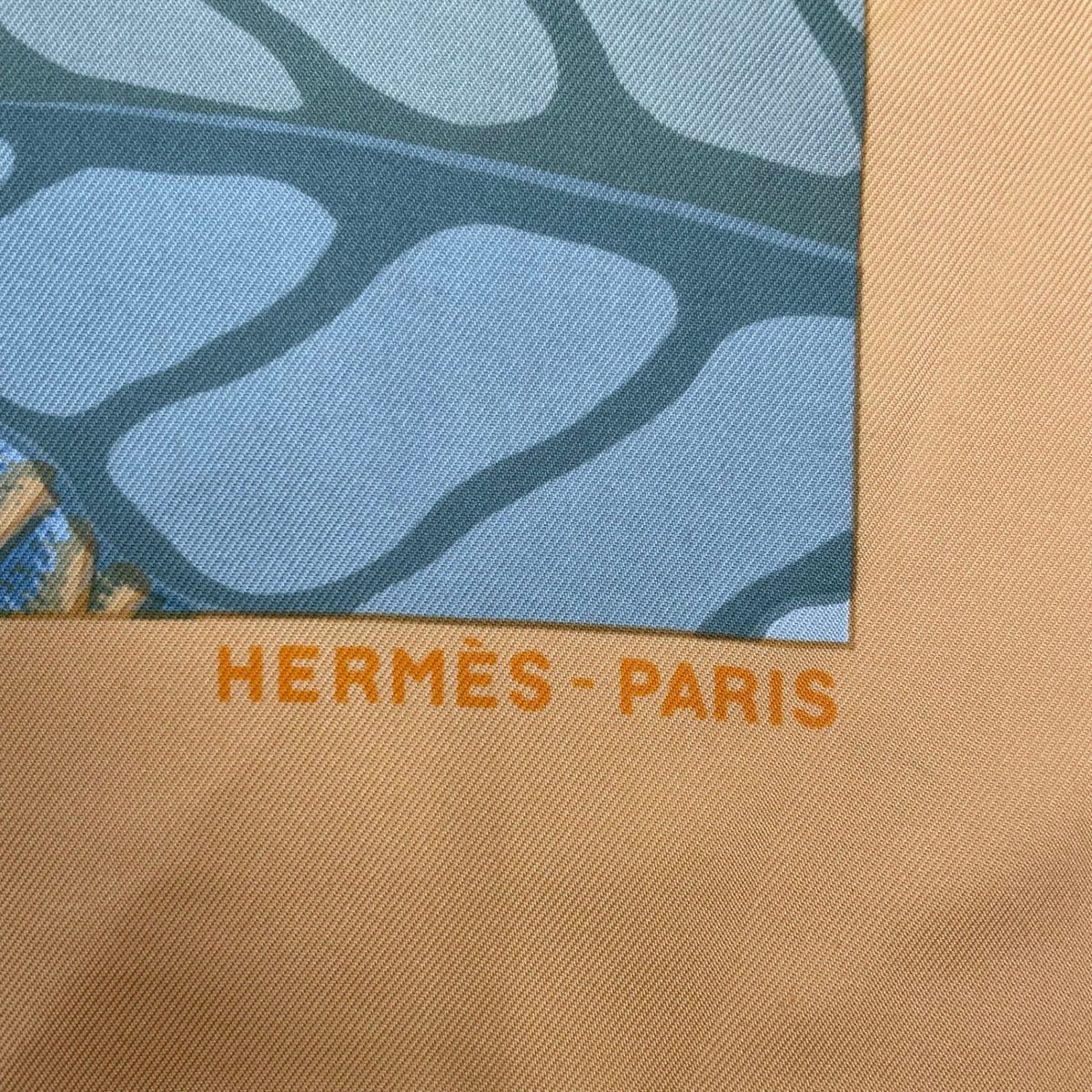 Hermes Scarf Silk Carre 90 les Perroquets Parrot Yellow — view 6