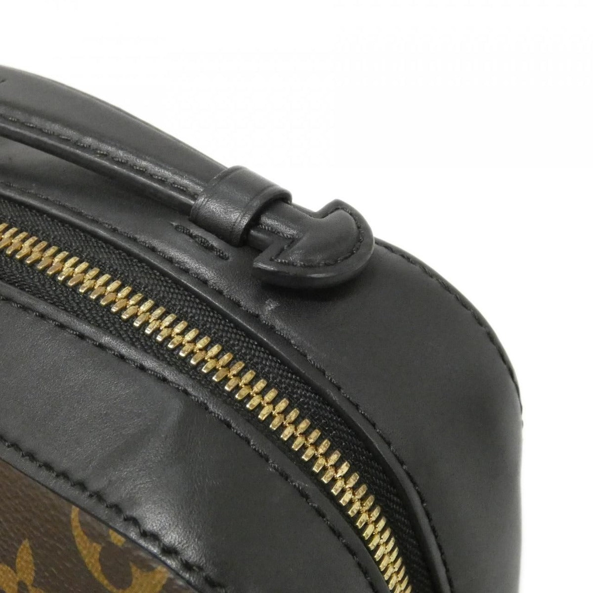 Louis Vuitton Monogram Saintonge Shoulder Bag — view 6
