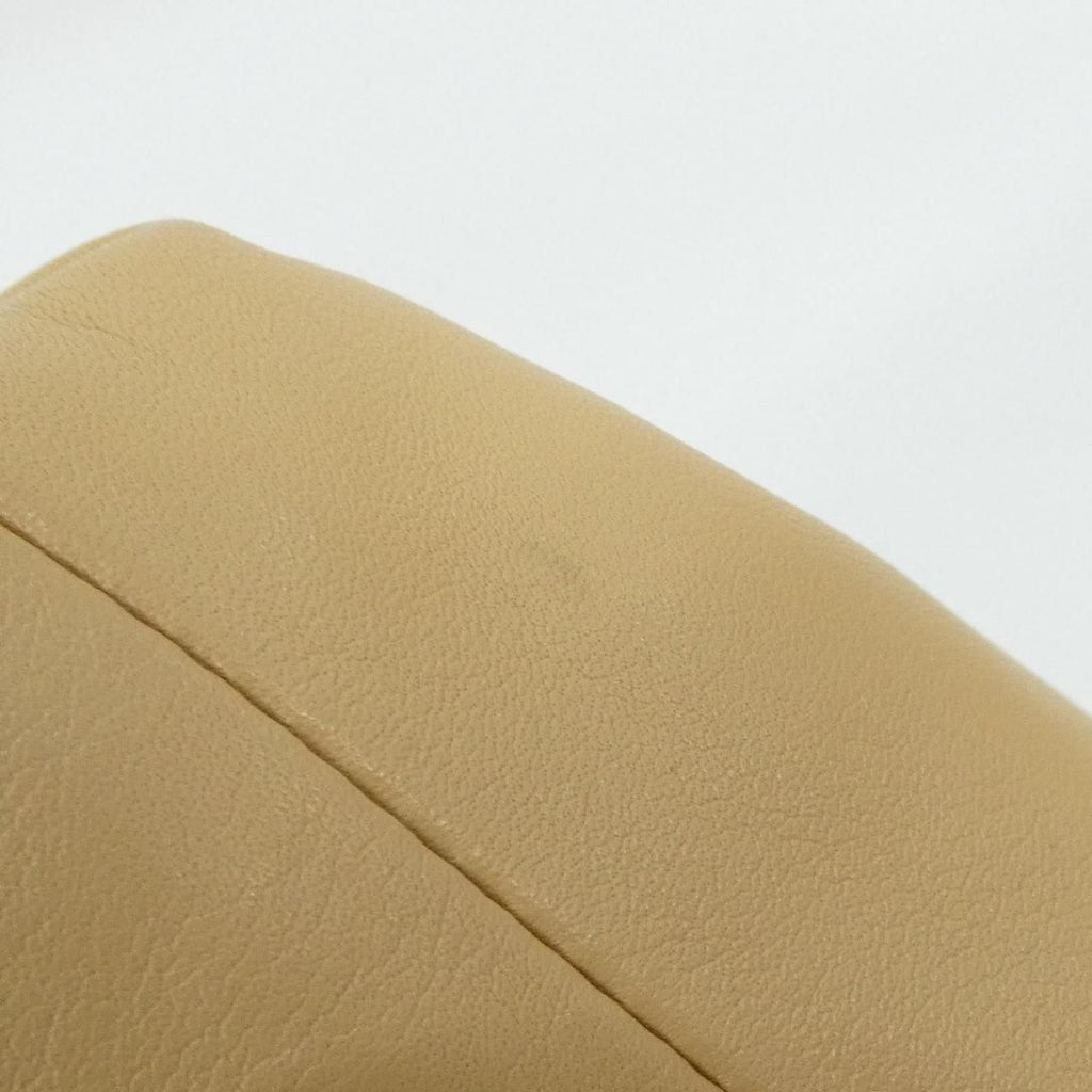 Bottega Veneta Shoulder Bag Gold Almond — view 3