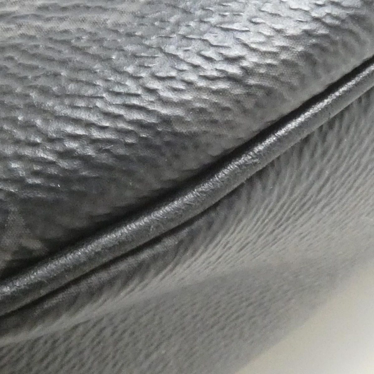 Louis Vuitton Monogram Eclipse Discovery Bum Bag — view 3