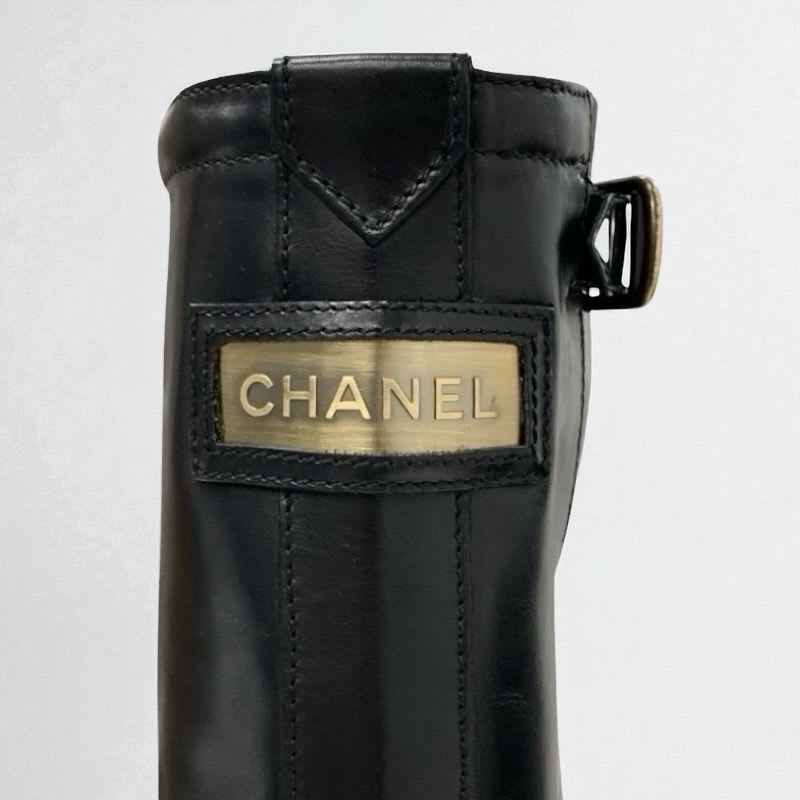 Chanel Boots Long Shoes Leather Patent Black Gold Logo — view 8