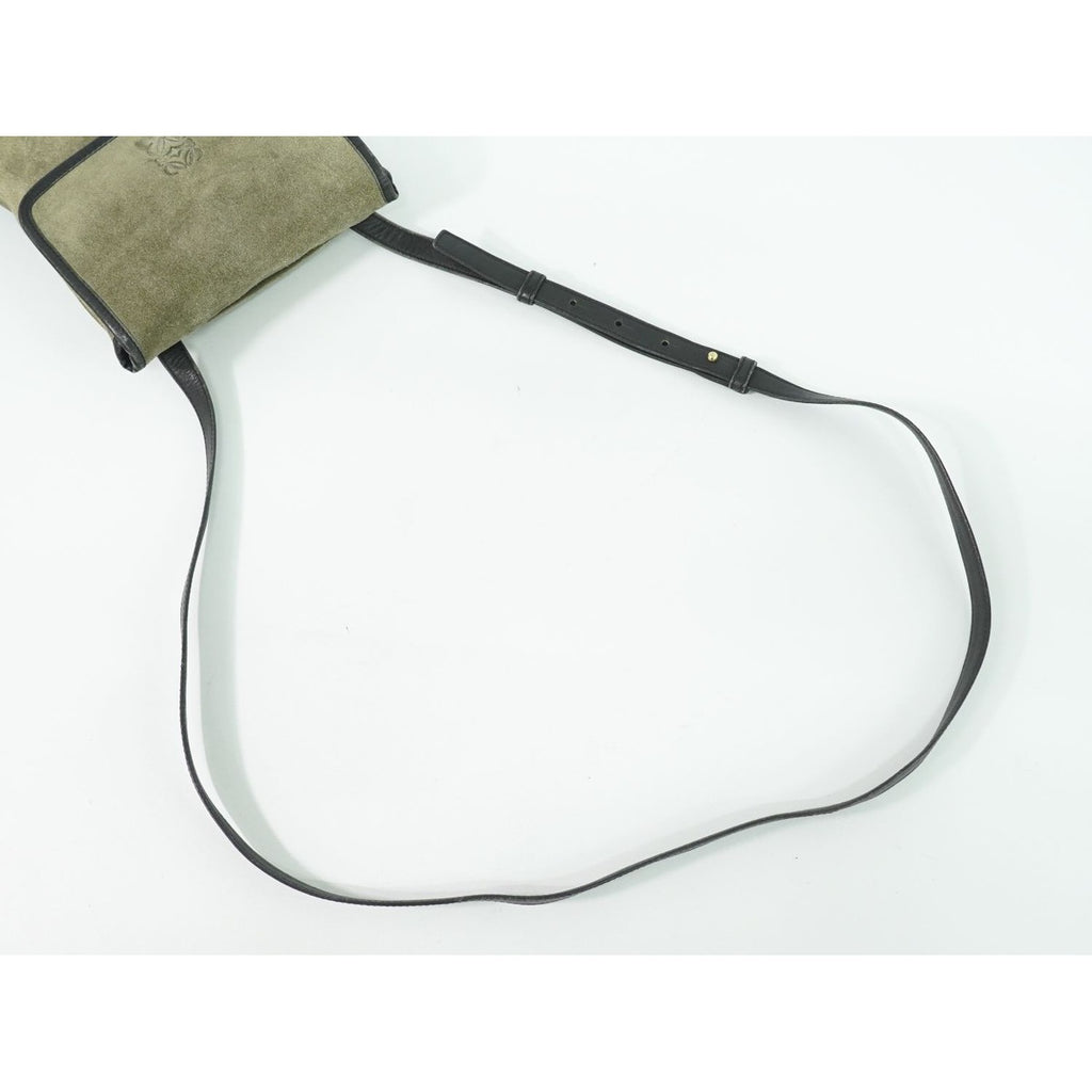 Loewe Anagram Shoulder Bag Pochette Suede Leather Khaki — view 4