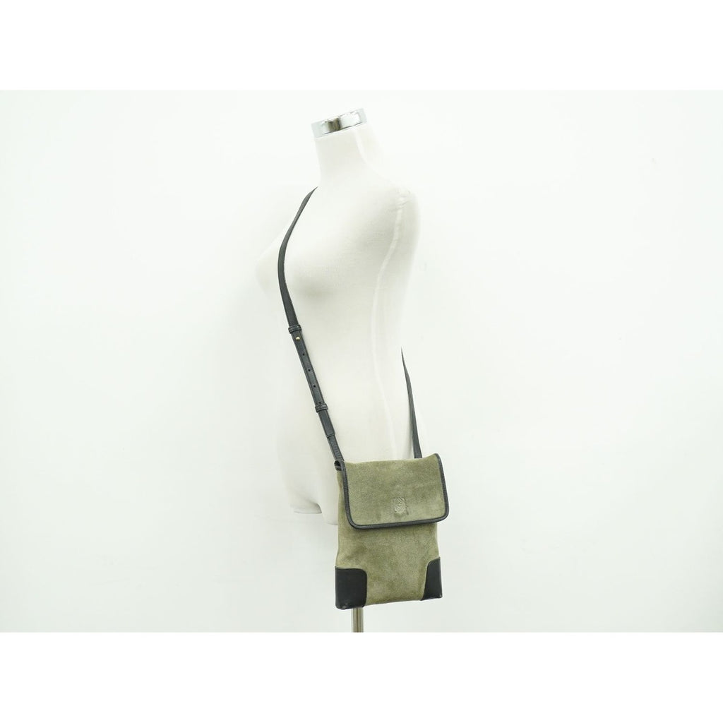 Loewe Anagram Shoulder Bag Pochette Suede Leather Khaki — view 6