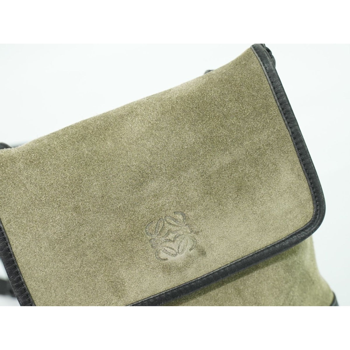Loewe Anagram Shoulder Bag Pochette Suede Leather Khaki — view 7