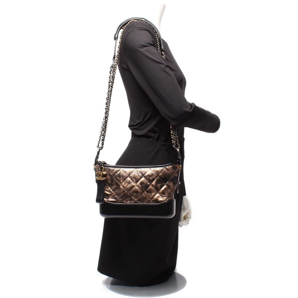 Chanel Shoulder Bag Hobo Small Silver Gold Black — view 9