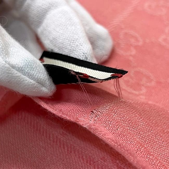 Gucci Shawl Pink Cleaned — view 5