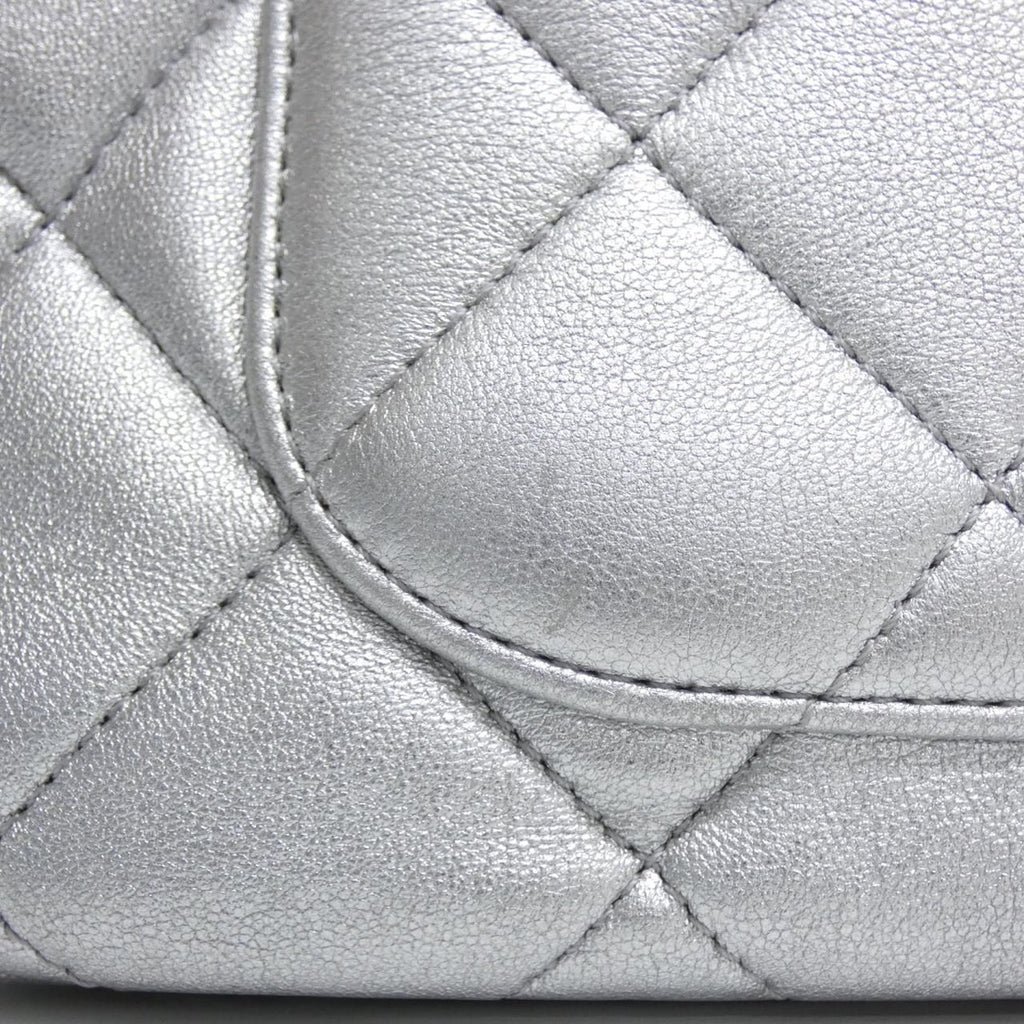 Chanel Shoulder Bag Silver — view 5