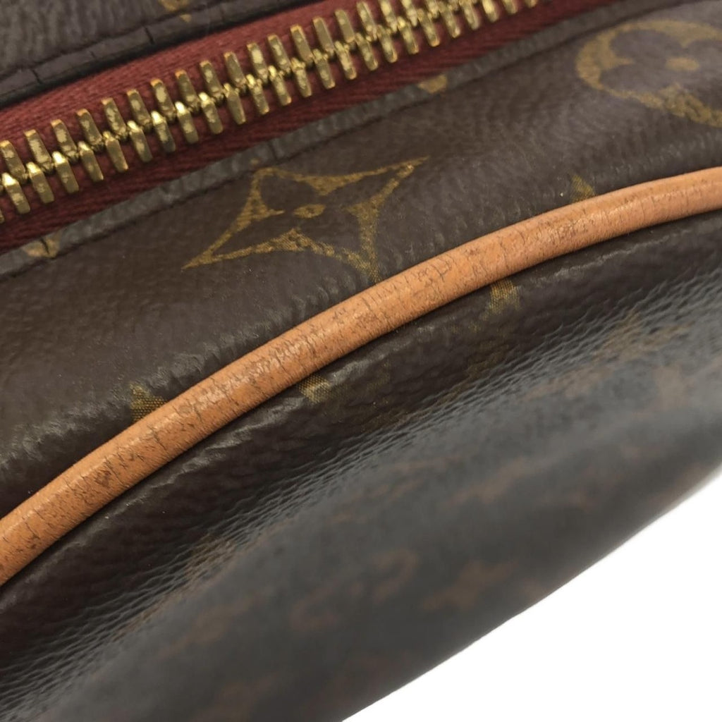 Louis Vuitton Monogram Boite Chapeau Sple PM Shoulder Bag — view 3