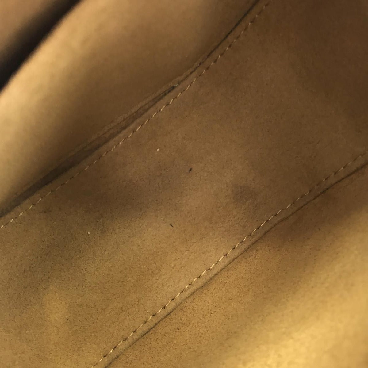 Louis Vuitton Monogram Boite Chapeau Sple PM Shoulder Bag — view 8