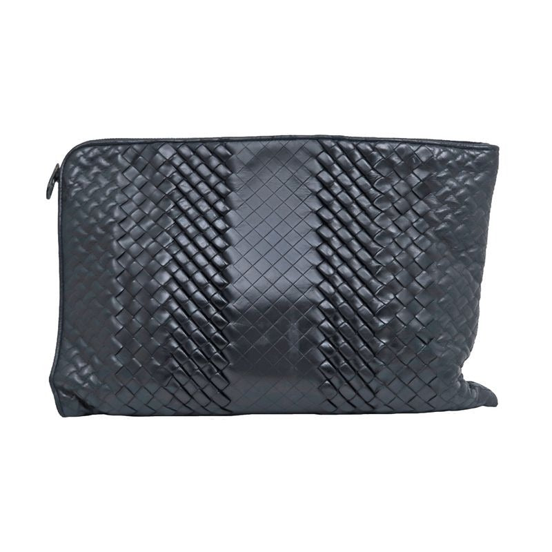 Bottega Veneta Clutch Bag Black Intrecciato Leather — view 2