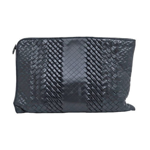 Bottega Veneta Clutch Bag Black Intrecciato Leather — view 2