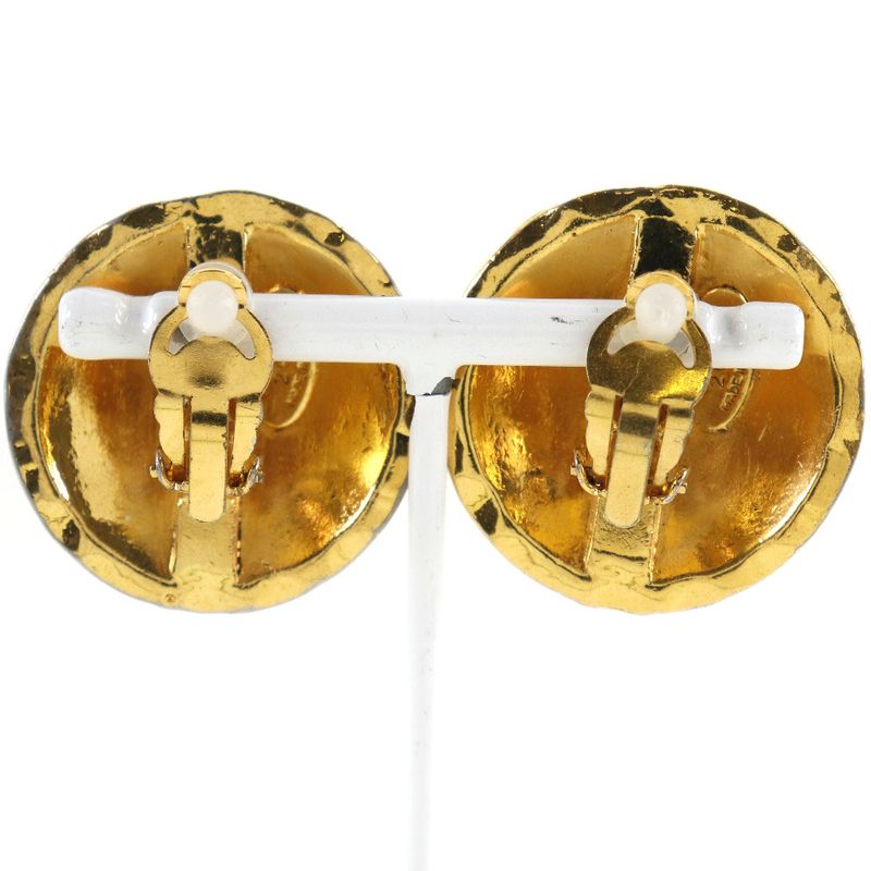 Chanel Coco Mark Quilted Vintage Gold Plated 23 42.5 g Earrings — view 4