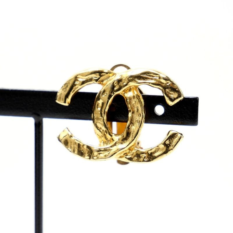 Chanel Vintage Earrings 93 P One Ear CC Logo Coco — view 2