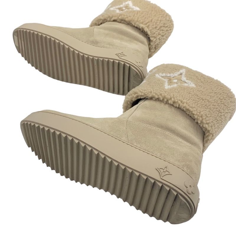 Louis Vuitton Snowdrop Line Monogram Boots Short Mouton Folded — view 6