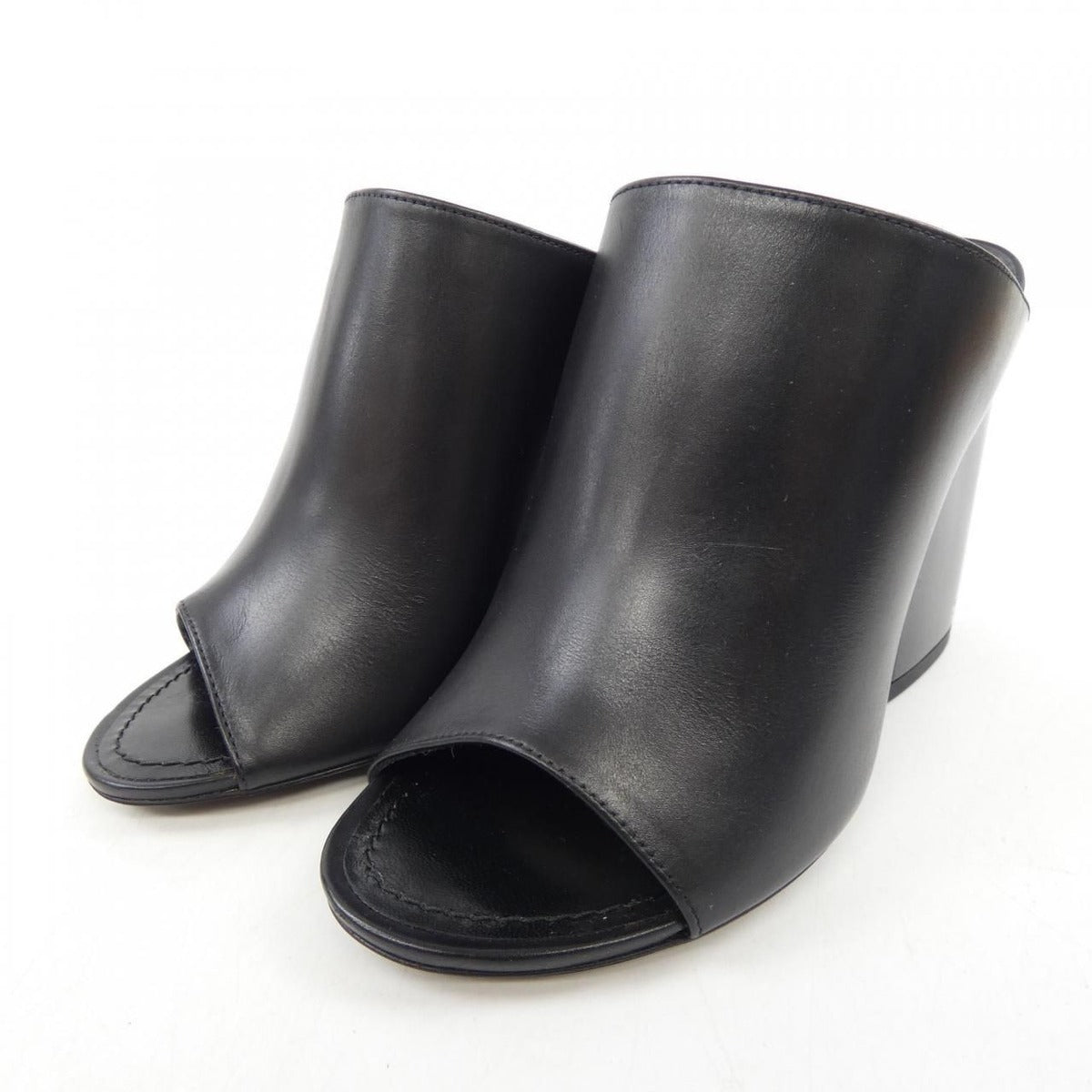 Louis Vuitton Top Most Line Sandals — view 3