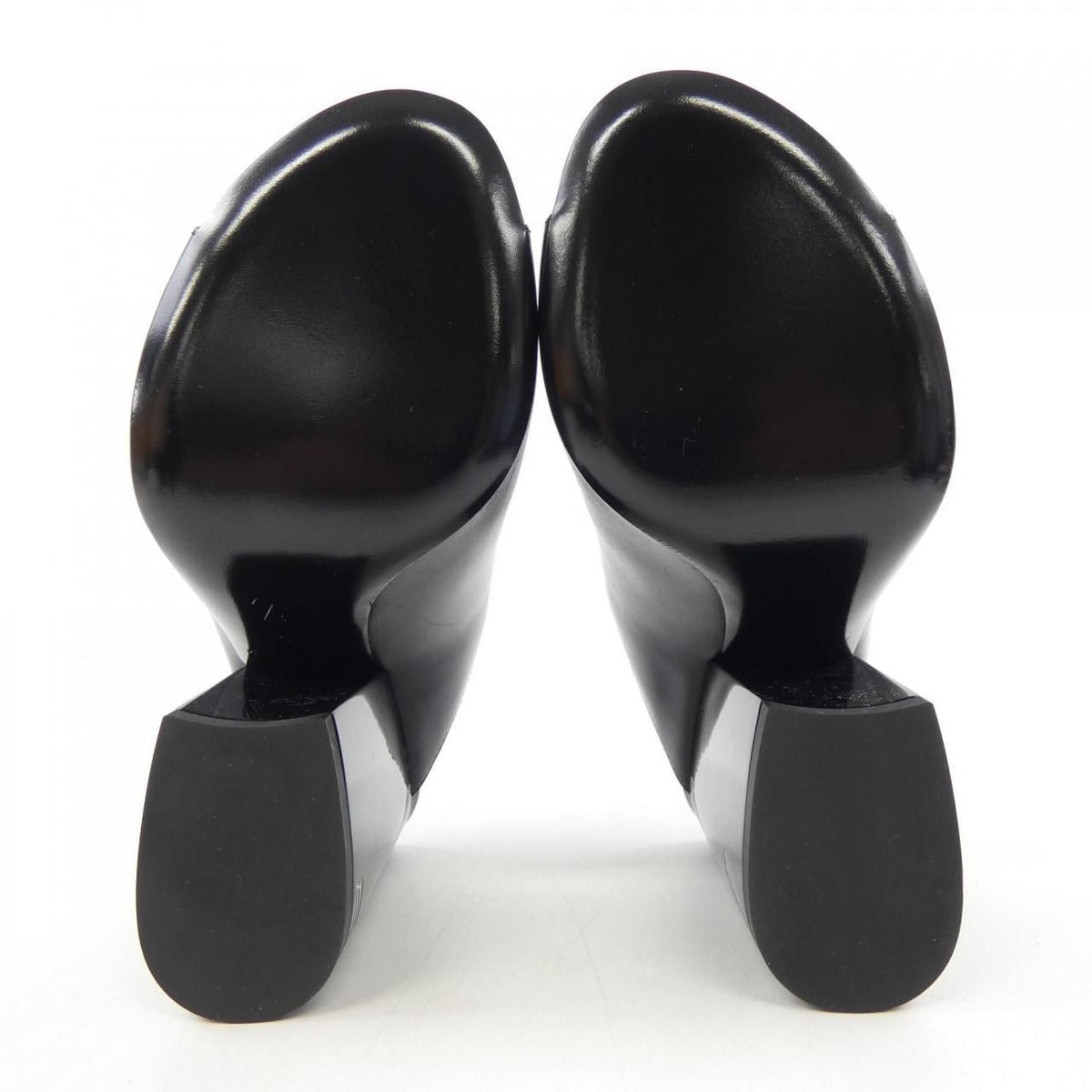 Louis Vuitton Top Most Line Sandals — view 4