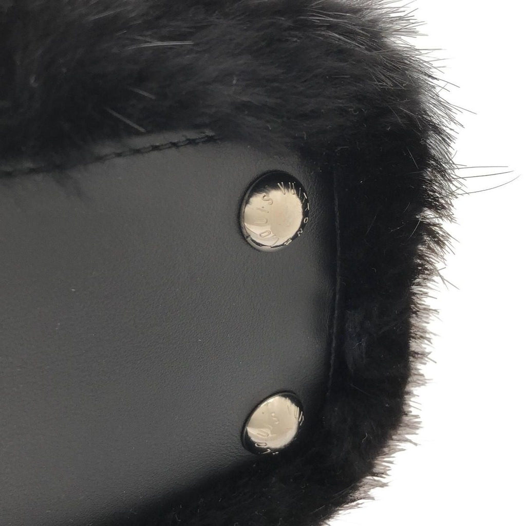 Louis Vuitton Capucines BB Bag — view 4