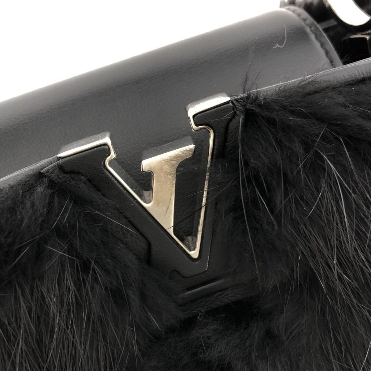 Louis Vuitton Capucines BB Bag — view 5