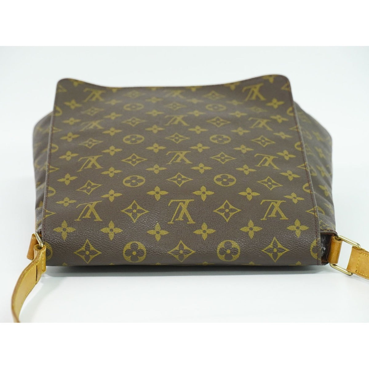 Louis Vuitton LV Musette Monogram Shoulder Bag Pochette Brown — view 5