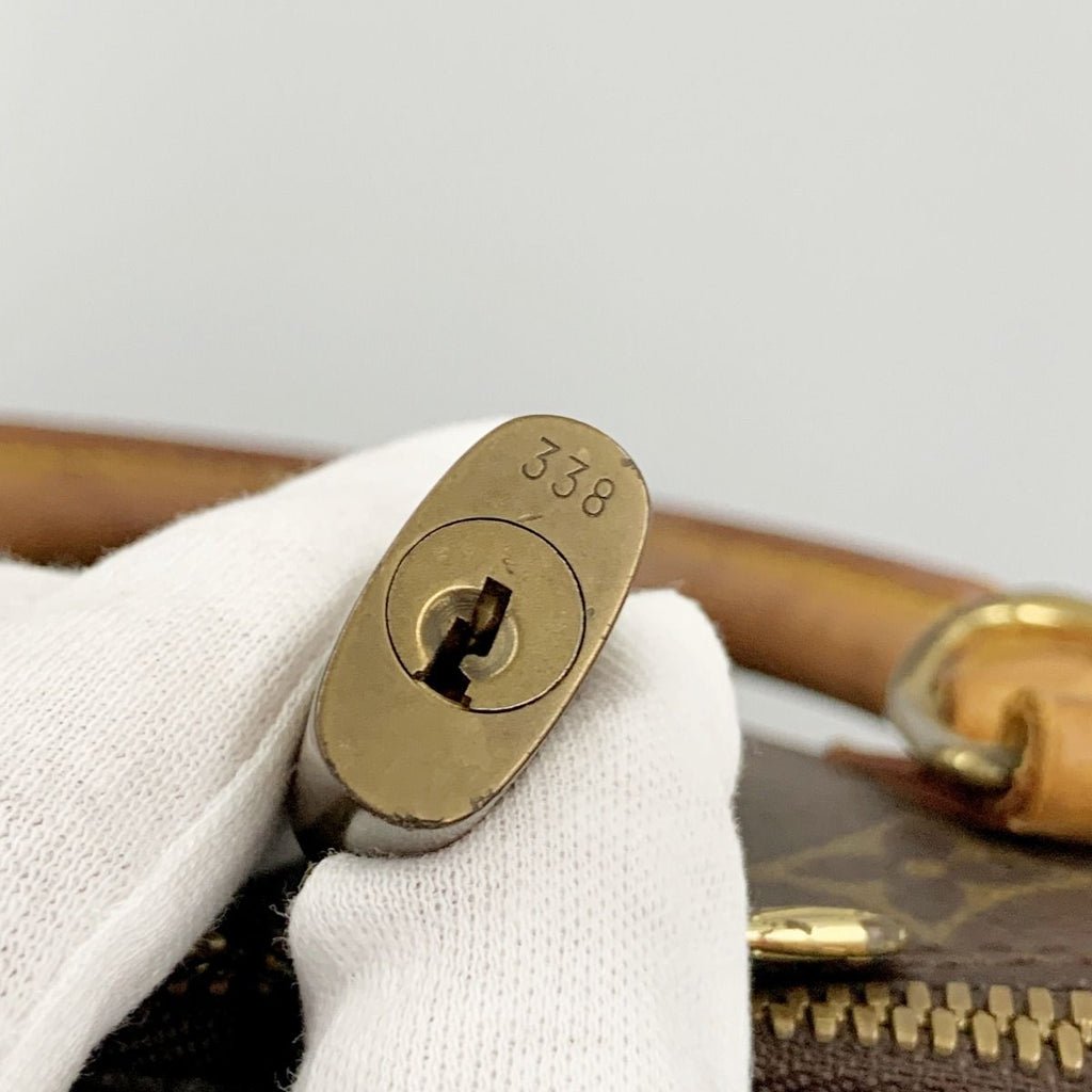 Louis Vuitton Monogram Alma Handbag Brown — view 5