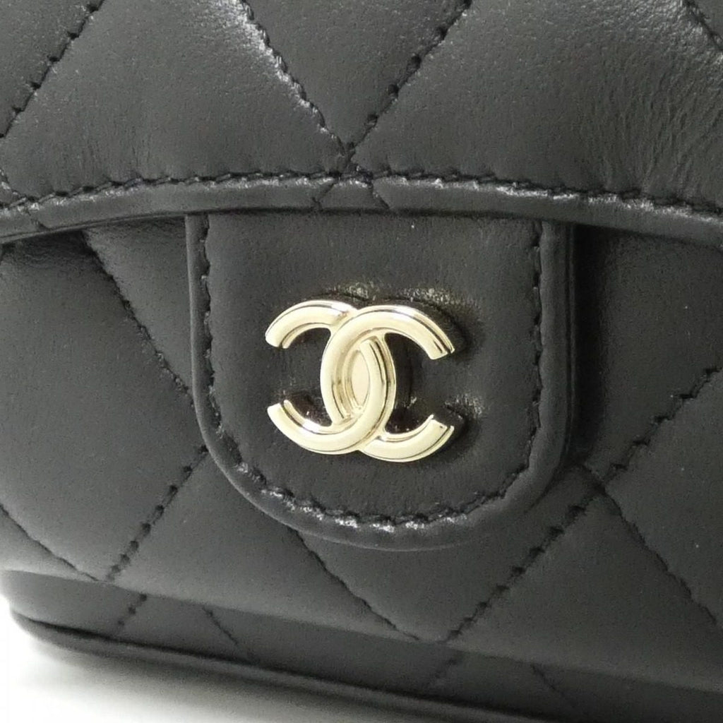 Chanel Bag Handbag Gold — view 4