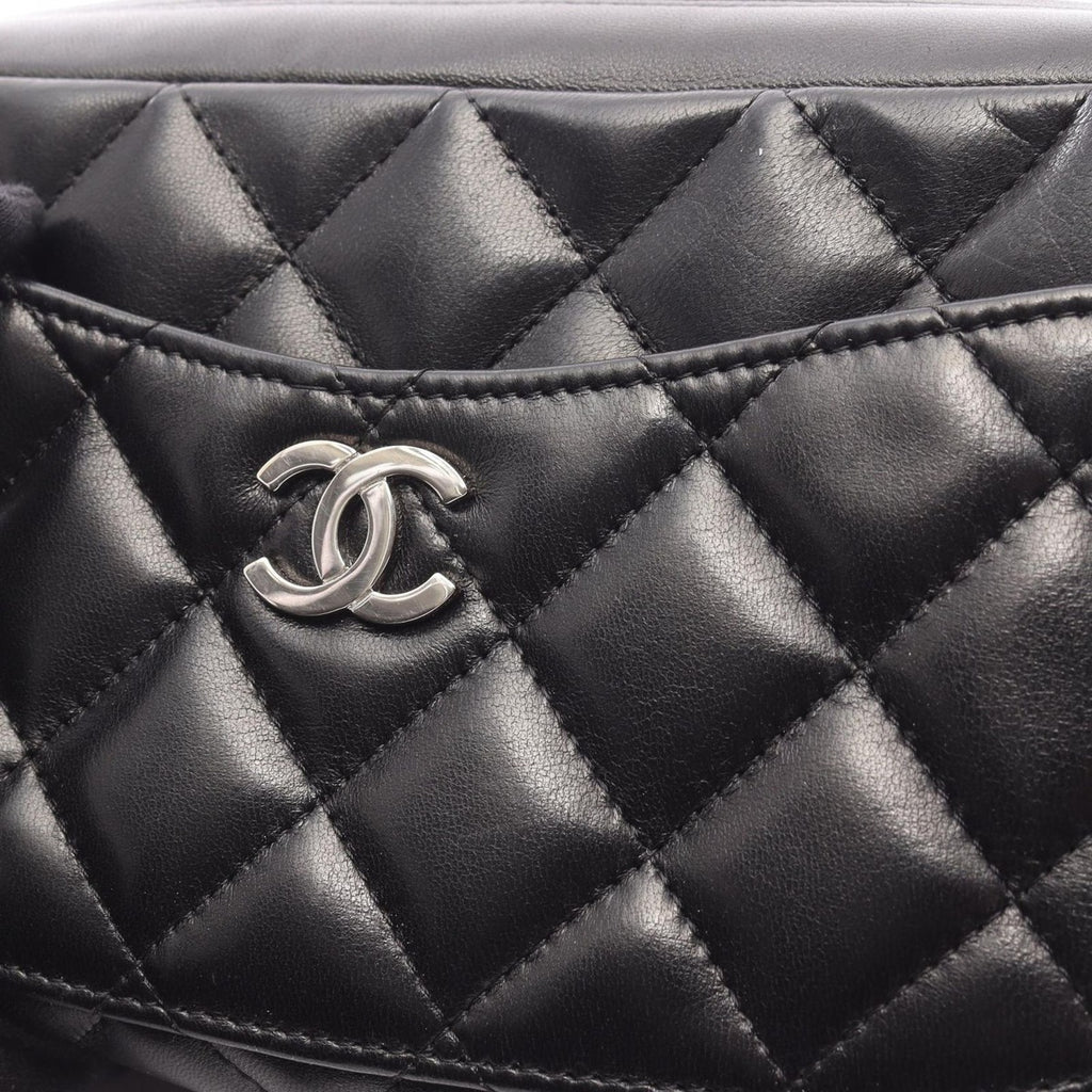 Chanel Shoulder Bag Quilted Black Lambskin — view 6