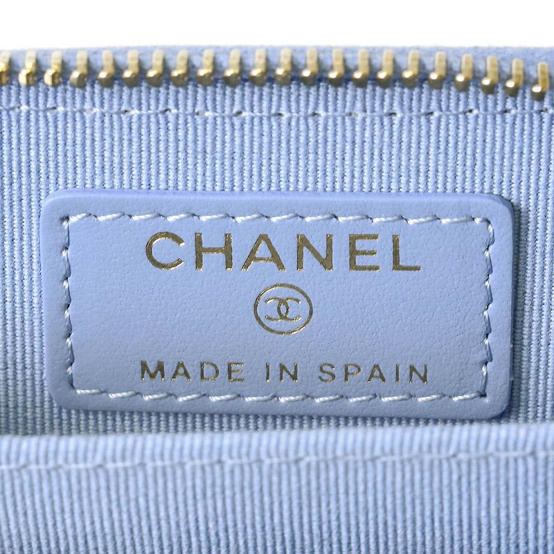 Chanel Coin Case Classic Zip Purse Light Blue — view 7