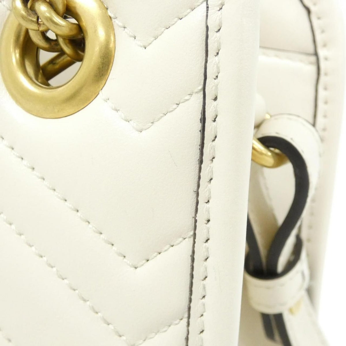 Gucci GG Marmont Bag — view 3