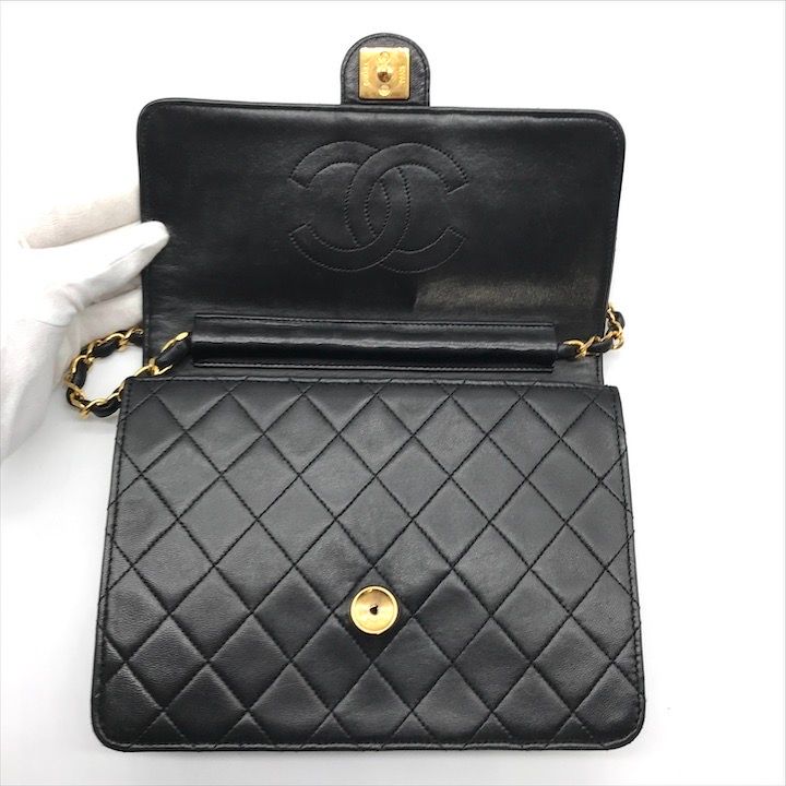 Chanel Quilted Lambskin CC Logo Push Lock Chain Shoulder Bag Black — view 7