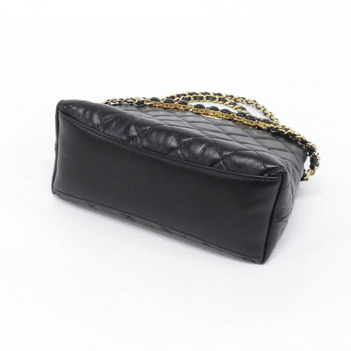 Chanel Shoulder Bag Black — view 3