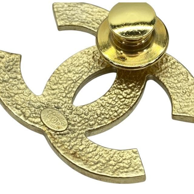 Chanel Brooch Pin Badge Accessories Coco Mark GP Rhinestone Gold 08 — view 8