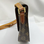 Louis Vuitton Shoulder Bag Monogram Saint-Cloud Mold Strap Deterioration — view 3