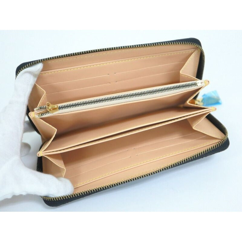 Louis Vuitton Zippy Wallet Monogram — view 4